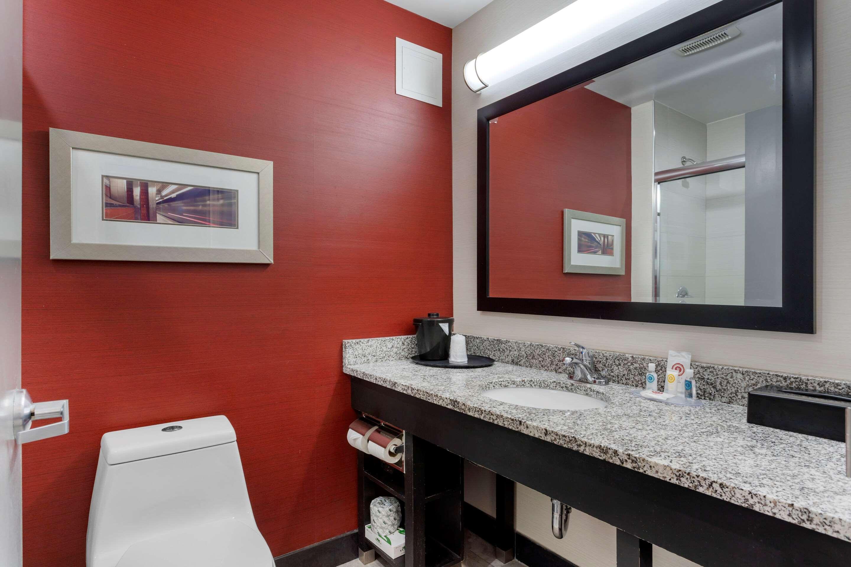 ניו יורק Comfort Inn & Suites Near Stadium מראה חיצוני תמונה